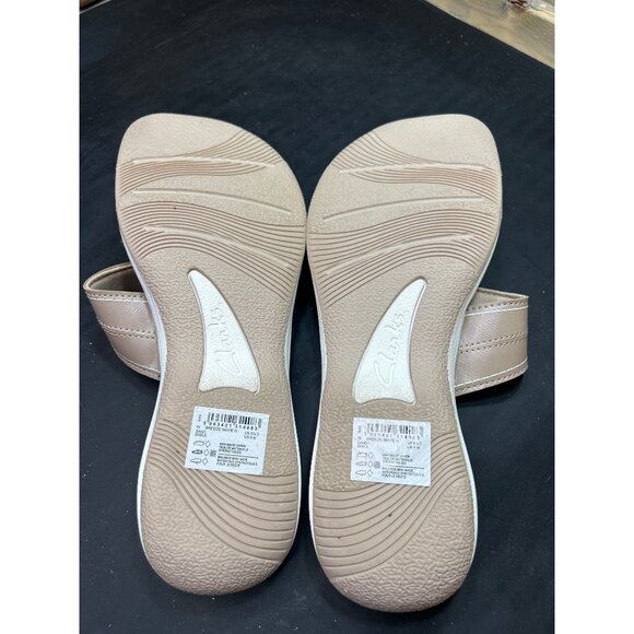 Clarks Cloudsteppers Breeze Maye Sandals NWT Cushion Soft Beige Tan Size 9 - Picture 6 of 7